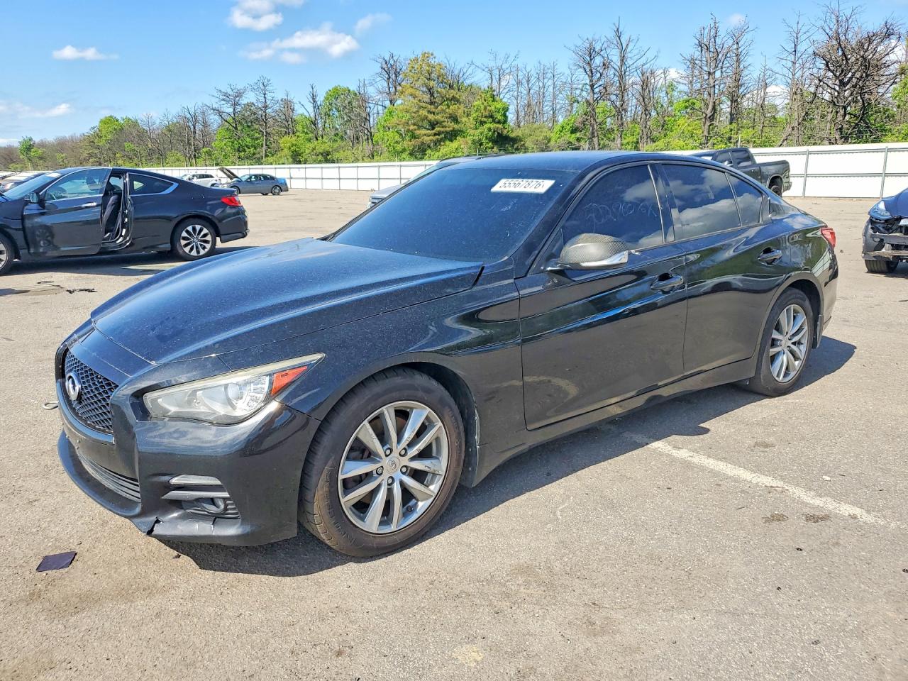 2016 Infiniti Q50 Premium, VIN JN1EV7AR4GM346913 — Normal wear
