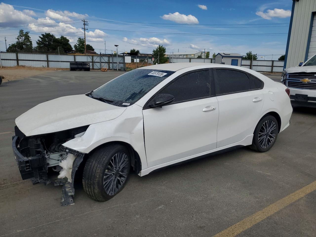 2023 Kia Forte GT-Line, VIN 3KPF54AD1PE660392 — Front end