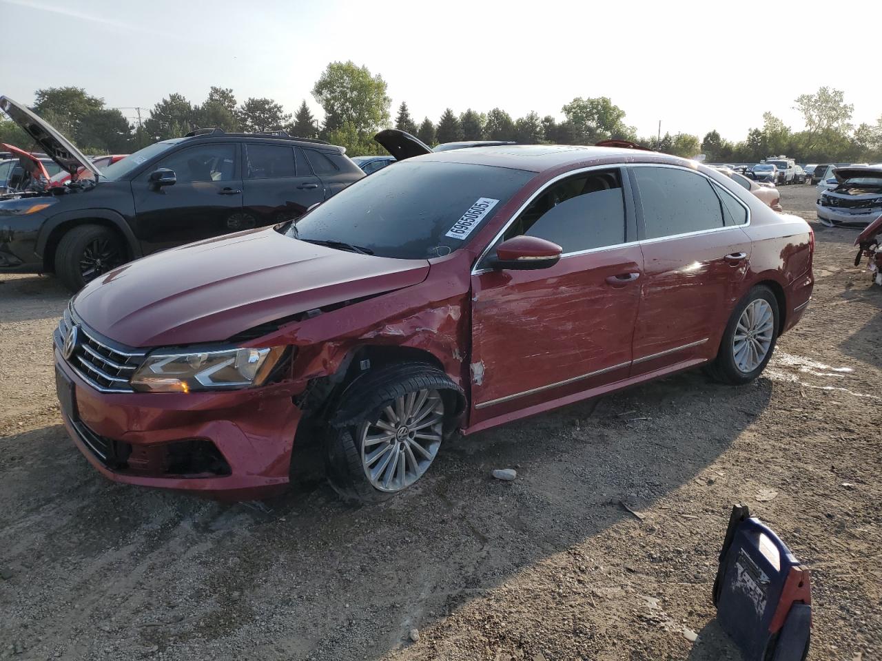 2017 Volkswagen Passat SE, VIN 1VWBT7A36HC034629 — Front end