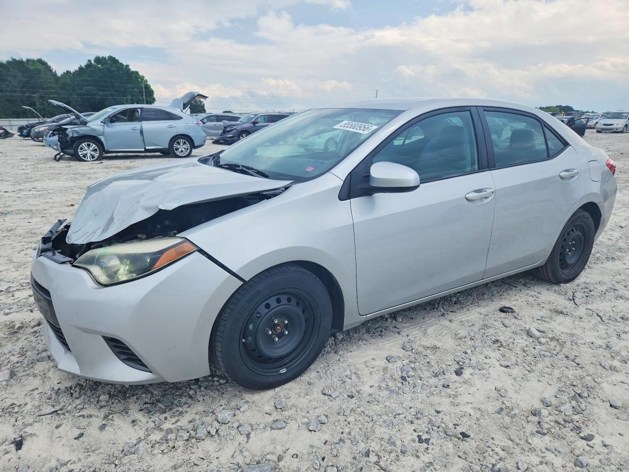 2015 Toyota Corolla L, VIN 2T1BURHE7FC411623 — Front end
