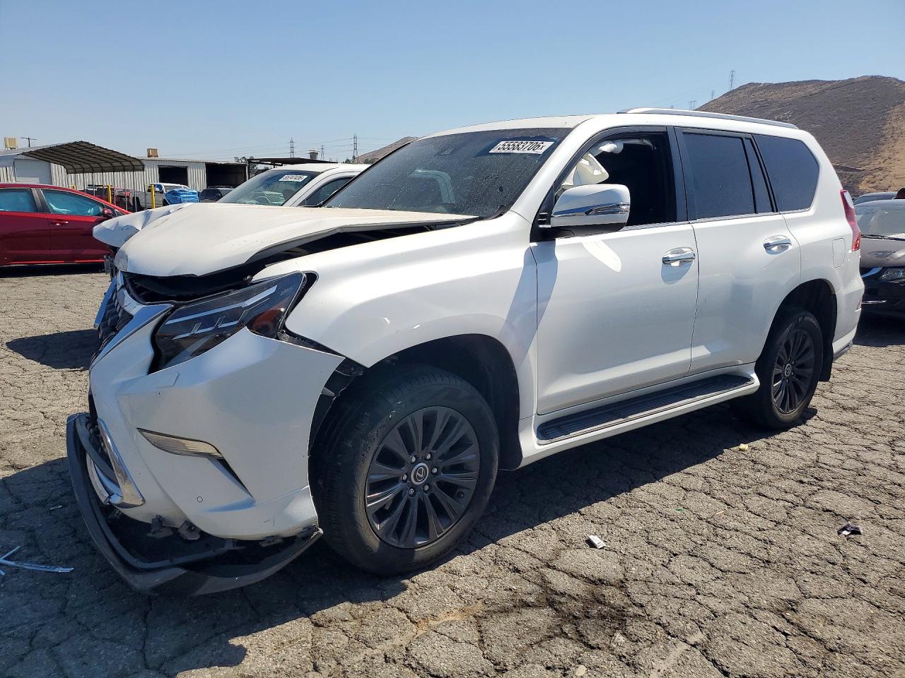 2020 Lexus GX 460 Premium, VIN JTJAM7BX5L5245814 — Front end