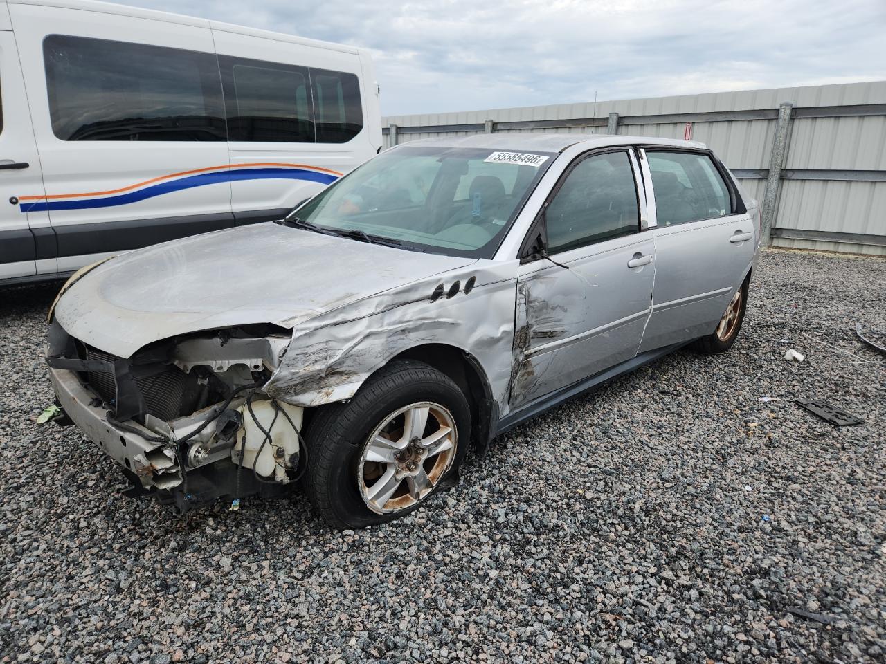 2005 Chevrolet Malibu Maxx LS, VIN 1G1ZT628X5F137612 — Front end