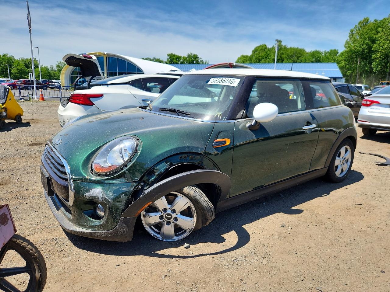 2018 MINI Hardtop Cooper, VIN WMWXP5C59J3D02062 — Front end