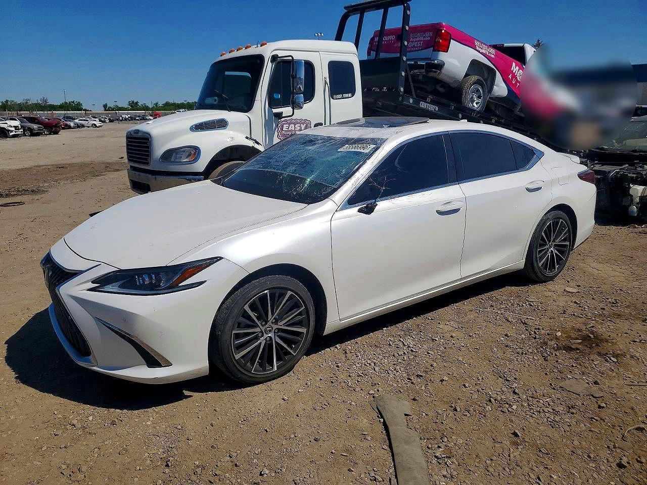 2024 Lexus ES 350, VIN 58ADZ1B15RU173171 — Front end