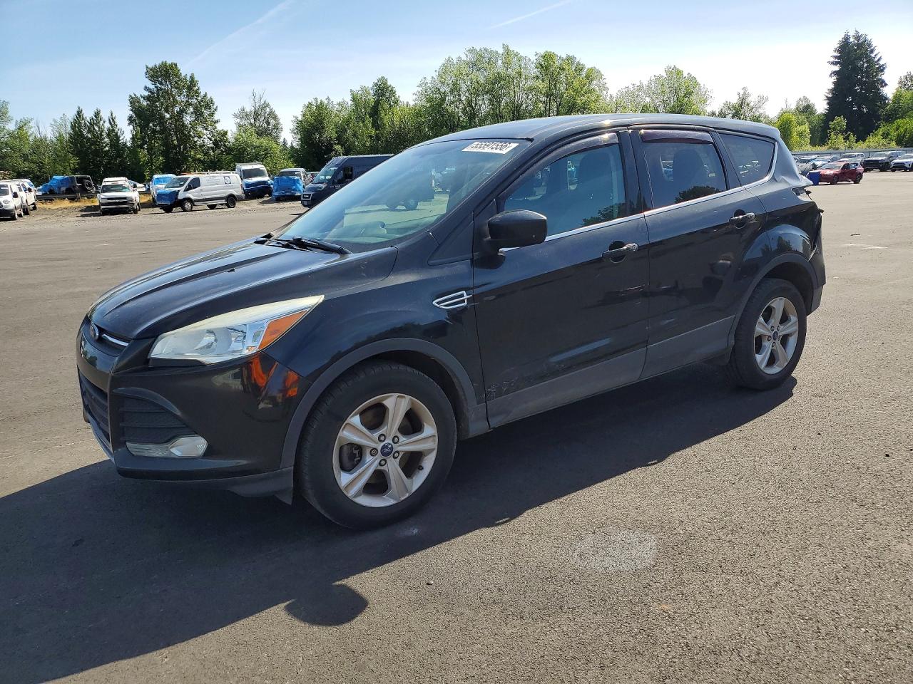 2015 Ford Escape SE, VIN 1FMCU9GX2FUC39300 — Rear end