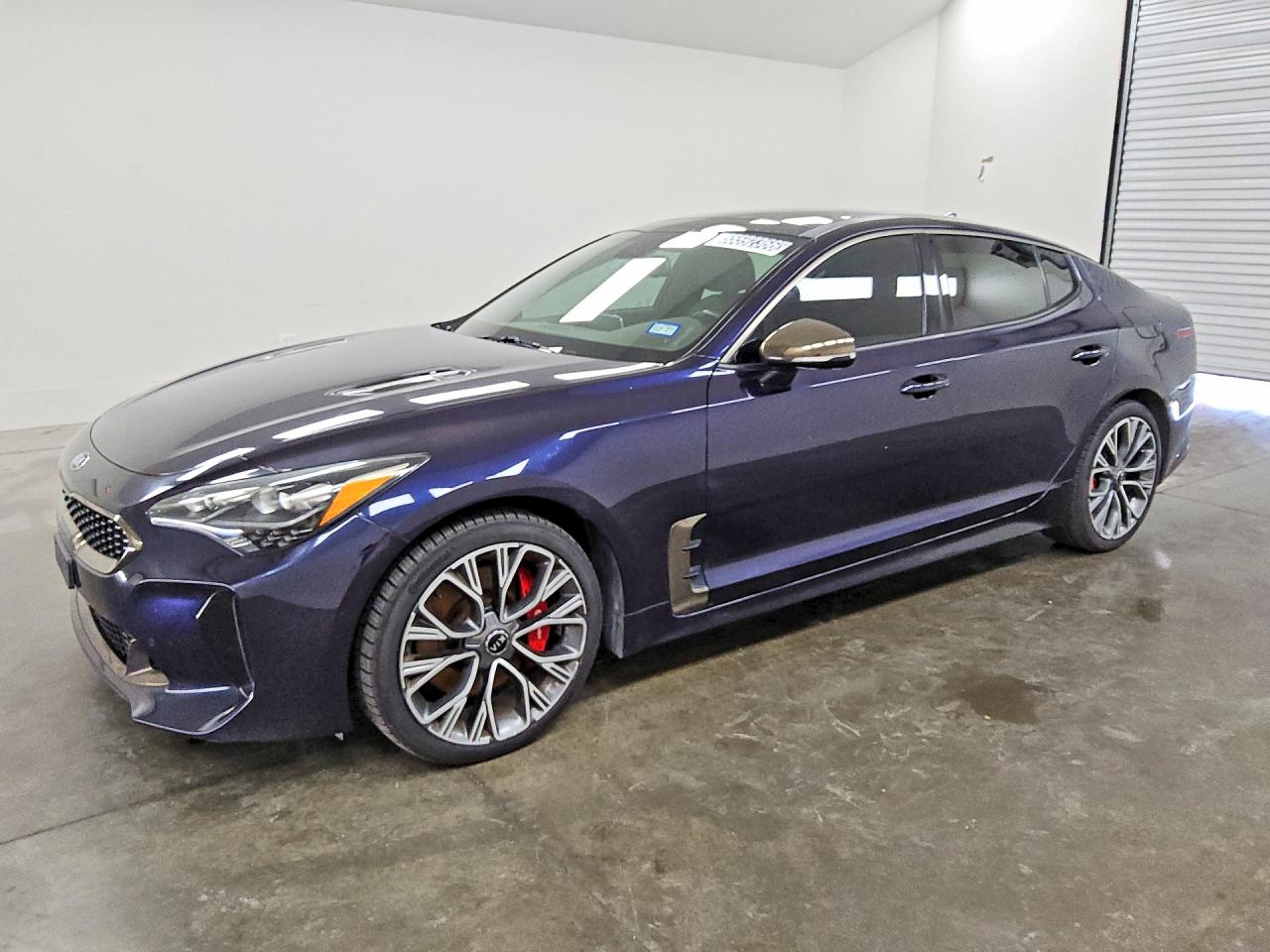 2020 Kia Stinger GT, VIN KNAE35LC4L6085097 — Мелкие вмятины и царапины