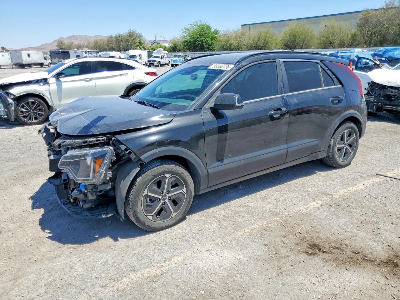 2024 Kia Niro EX, VIN KNDCR3LE9R5153990 — Front end