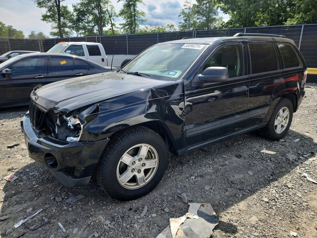 2006 Jeep Grand Cherokee Laredo, VIN 1J4GS48K86C218730 — Front end
