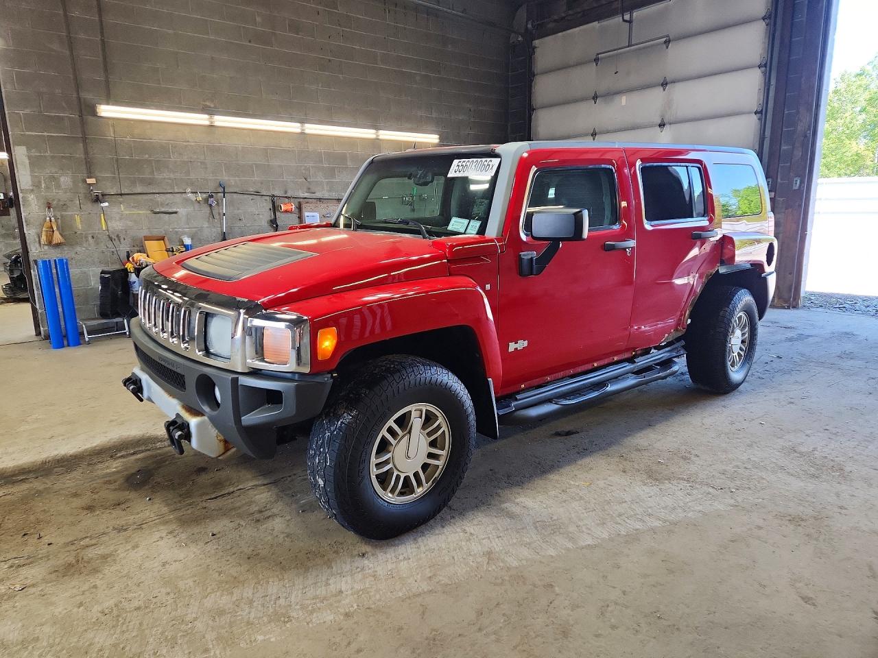 2009 Hummer H3 SUV, VIN 5GTEN13E098161203 — Side