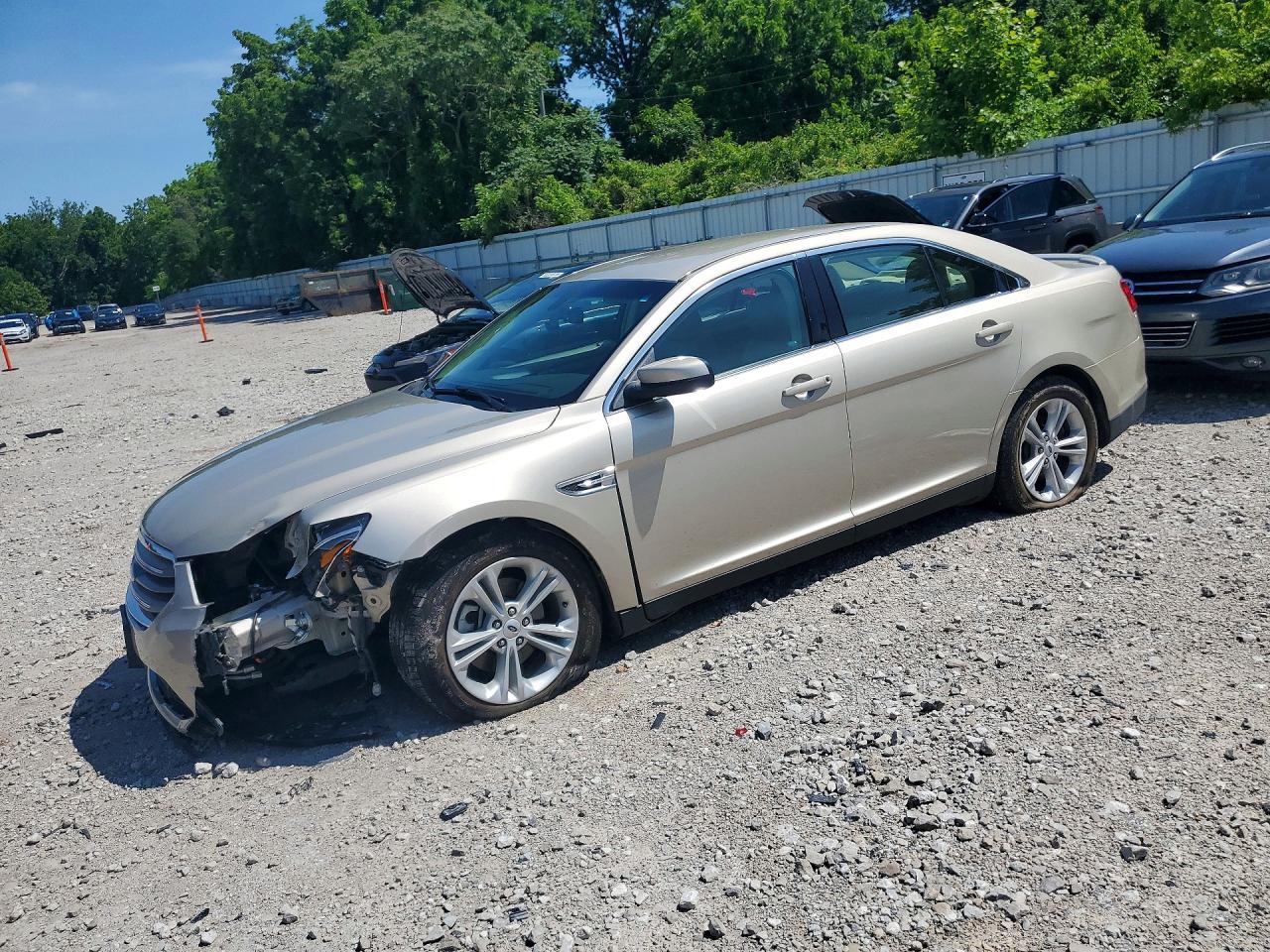 2017 Ford Taurus SEL, VIN 1FAHP2E99HG106392 — Front end