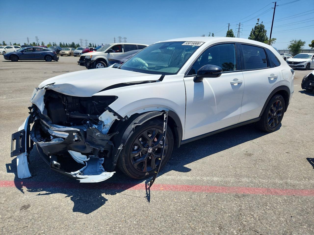 2025 Honda HR-V Sport, VIN 3CZRZ1H50SM710609 — Перед