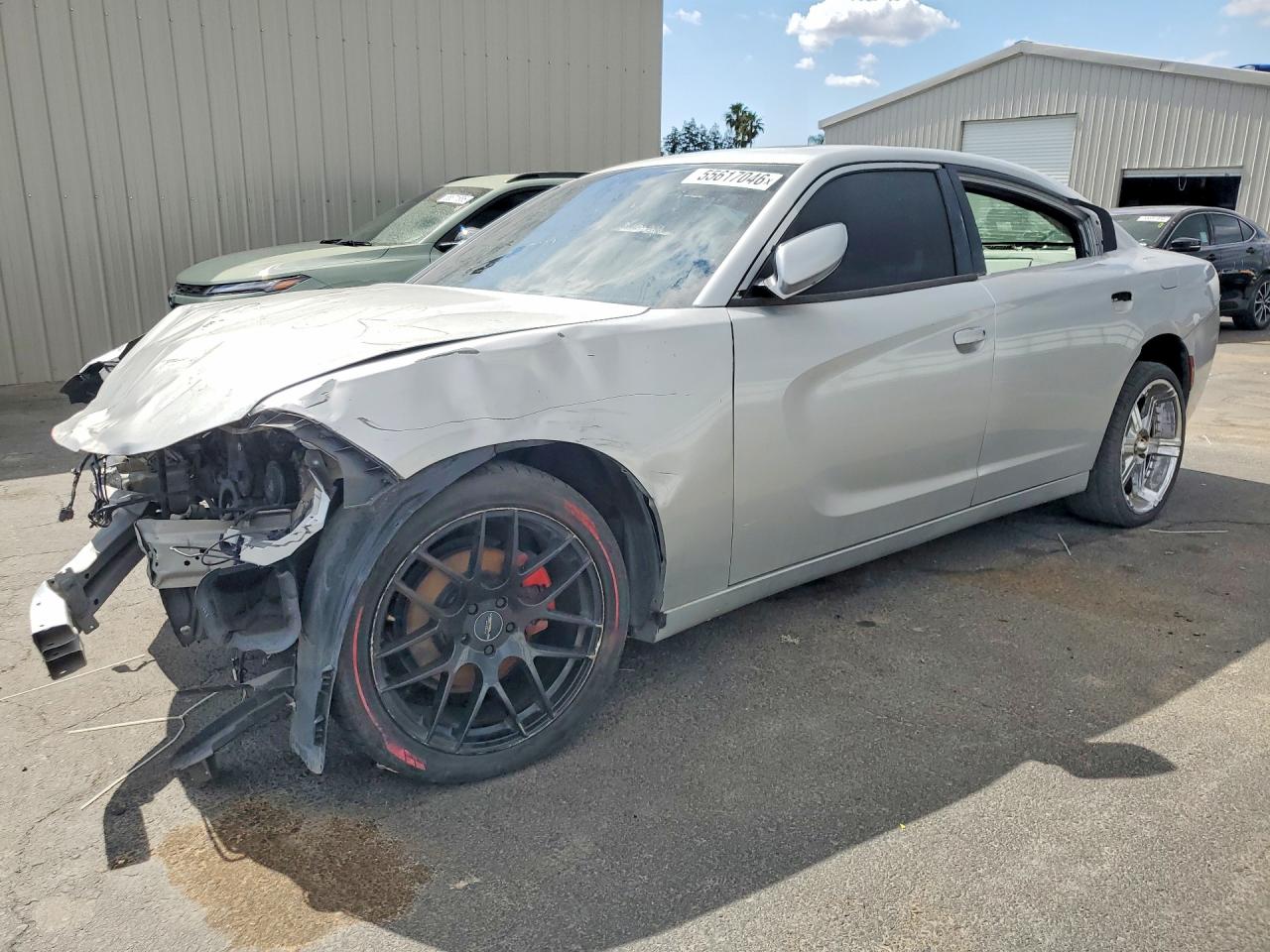 2019 Dodge Charger SXT, VIN 2C3CDXBG5KH696300 — Front end