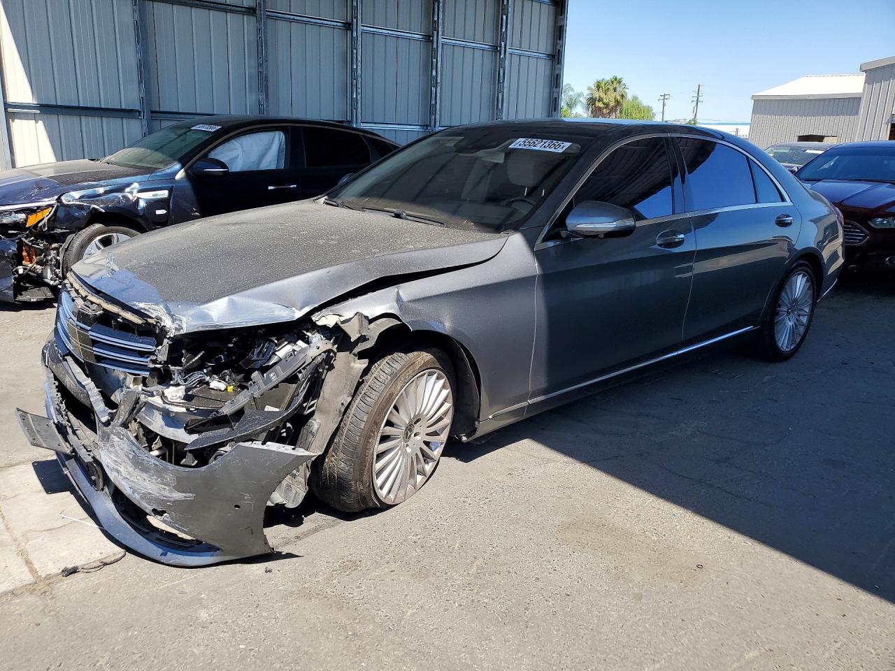 2018 Mercedes-Benz S 560, VIN WDDUG8DB1JA398585 — Front end