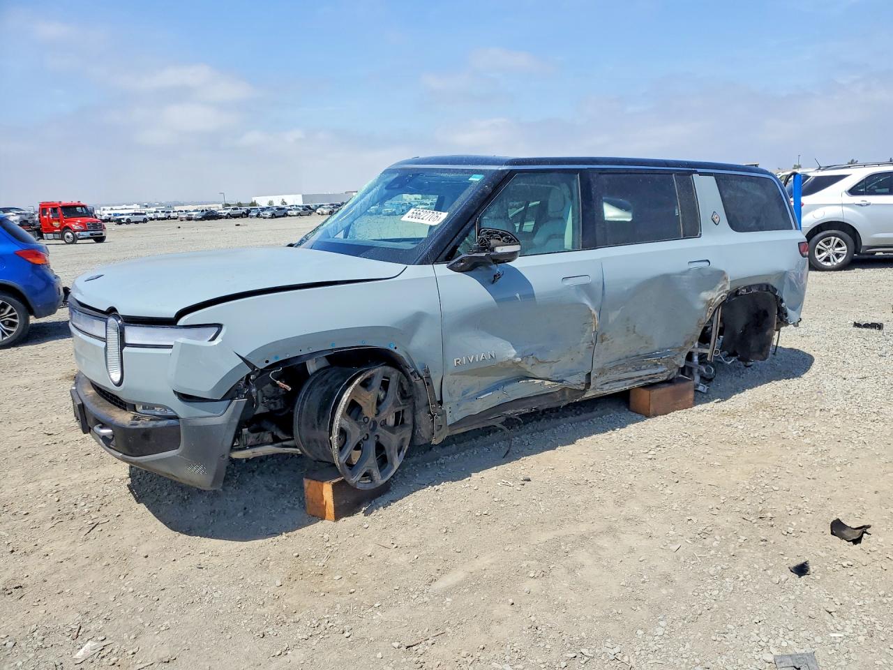 2024 Rivian R1S Adventure, VIN 7PDSGBBA3RN034657 — Rollover