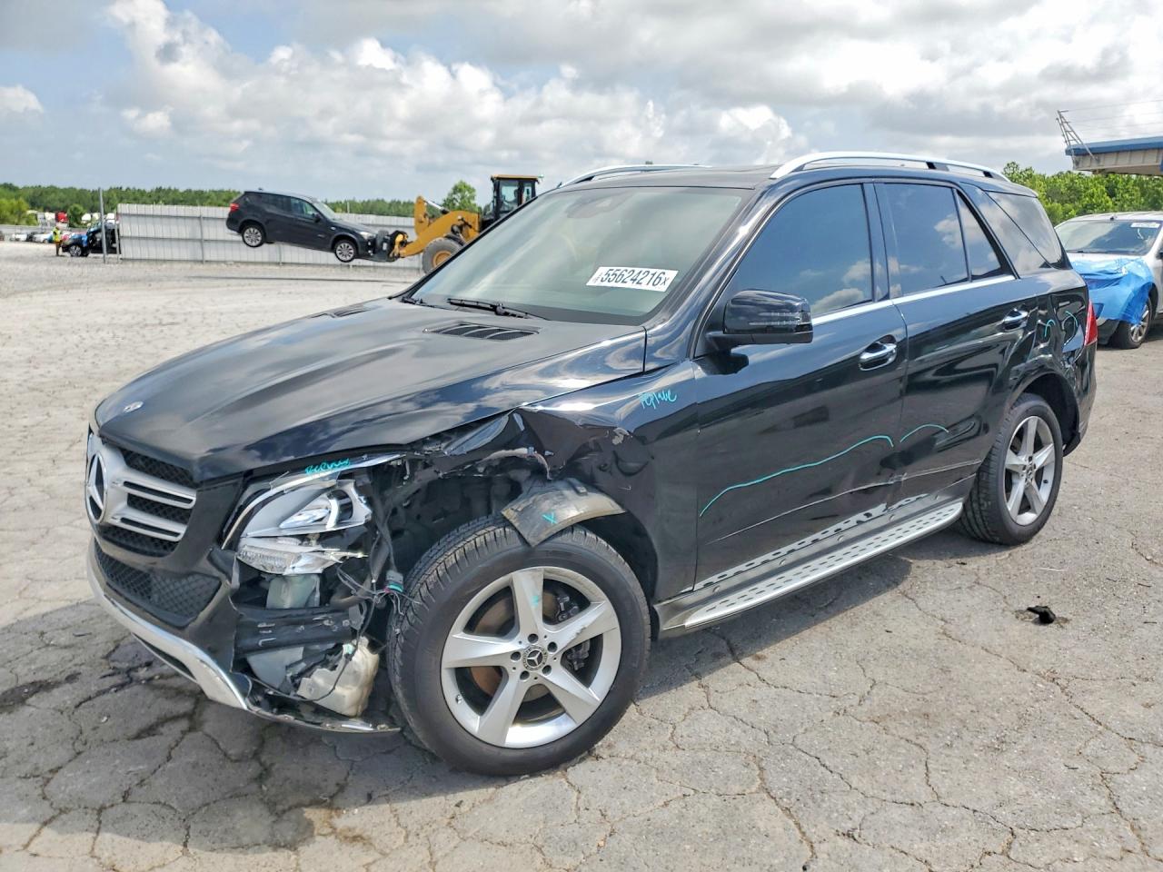 2018 Mercedes-Benz GLE 350, VIN 4JGDA5JB7JB161538 — Front end