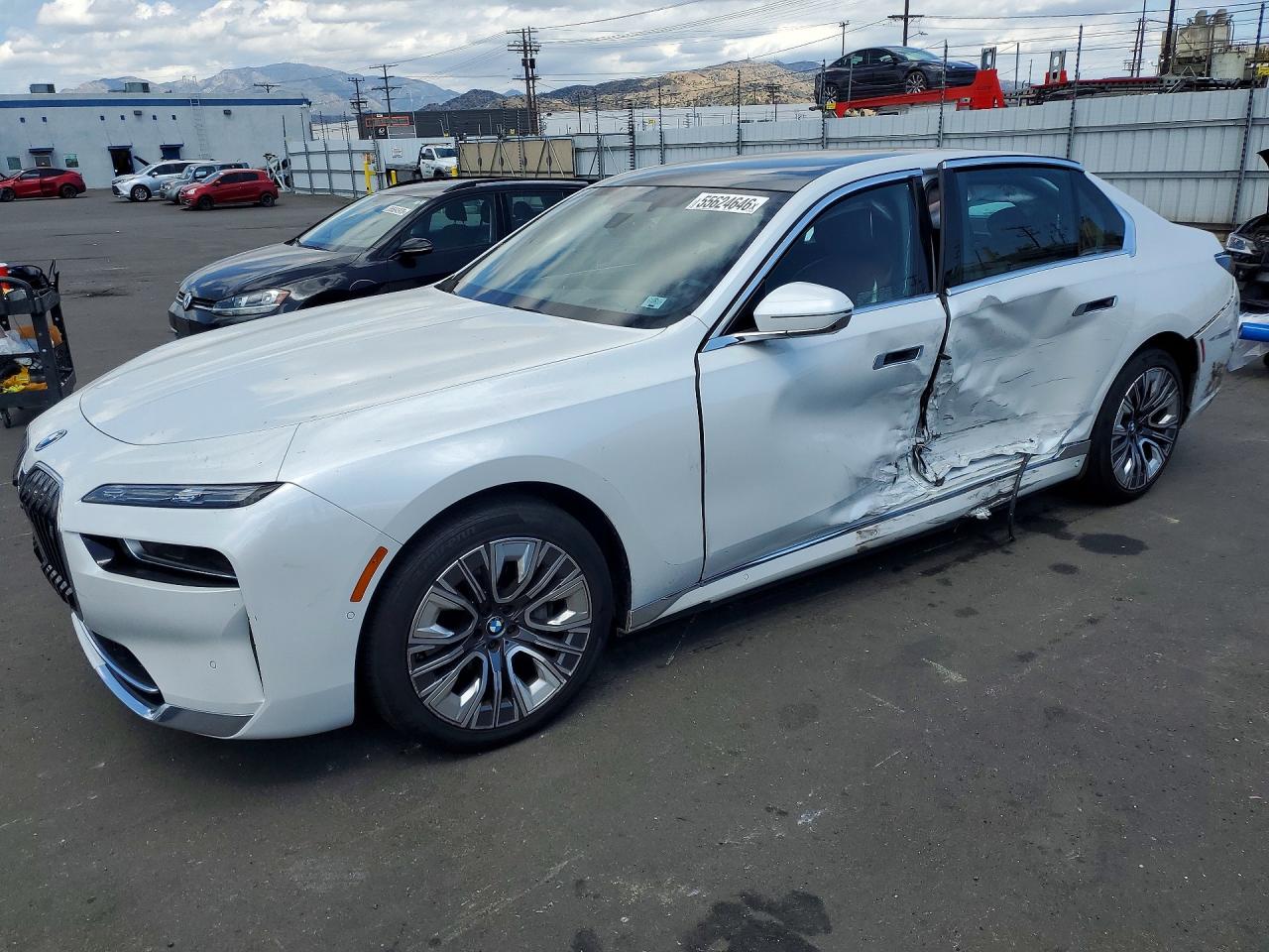2024 BMW i7 eDrive50, VIN WBY43EJ02RCP22326 — Side