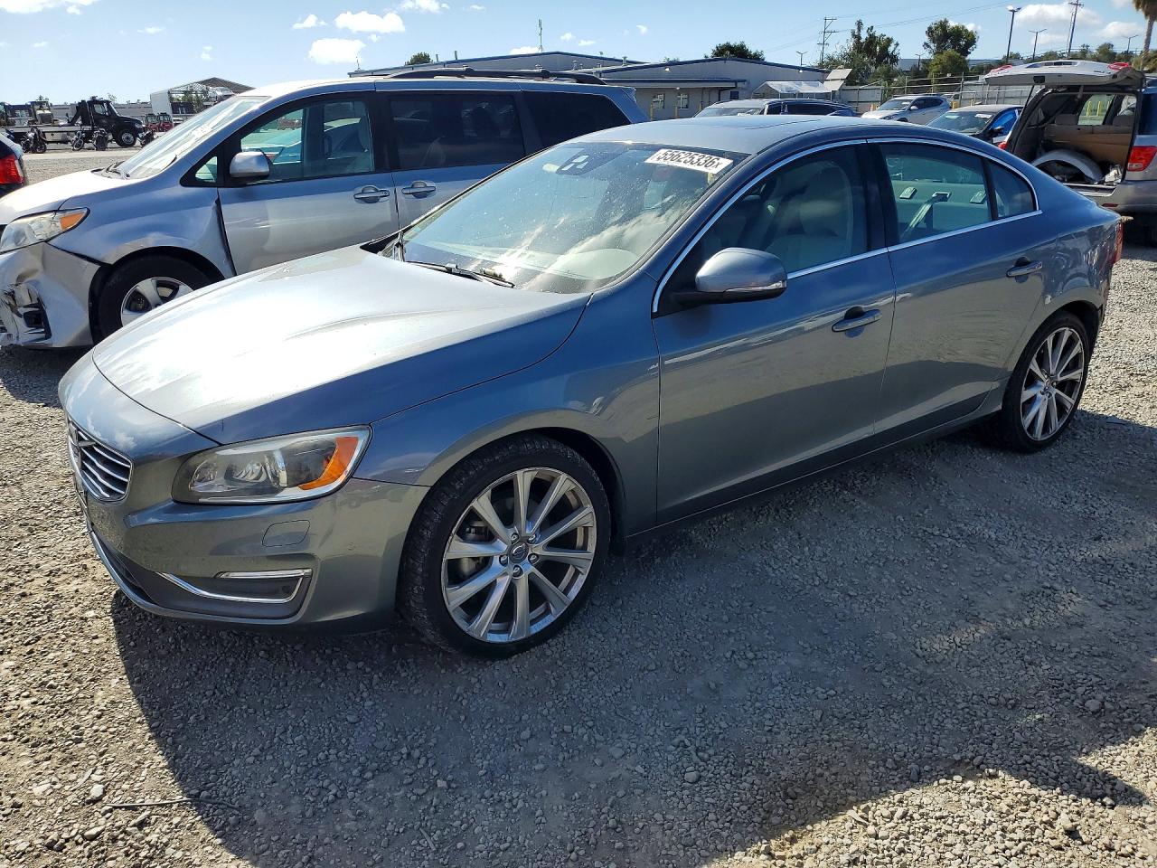 2016 Volvo S60 T5 Drive-E Platinum, VIN LYV402FM0GB099911 — Rear end