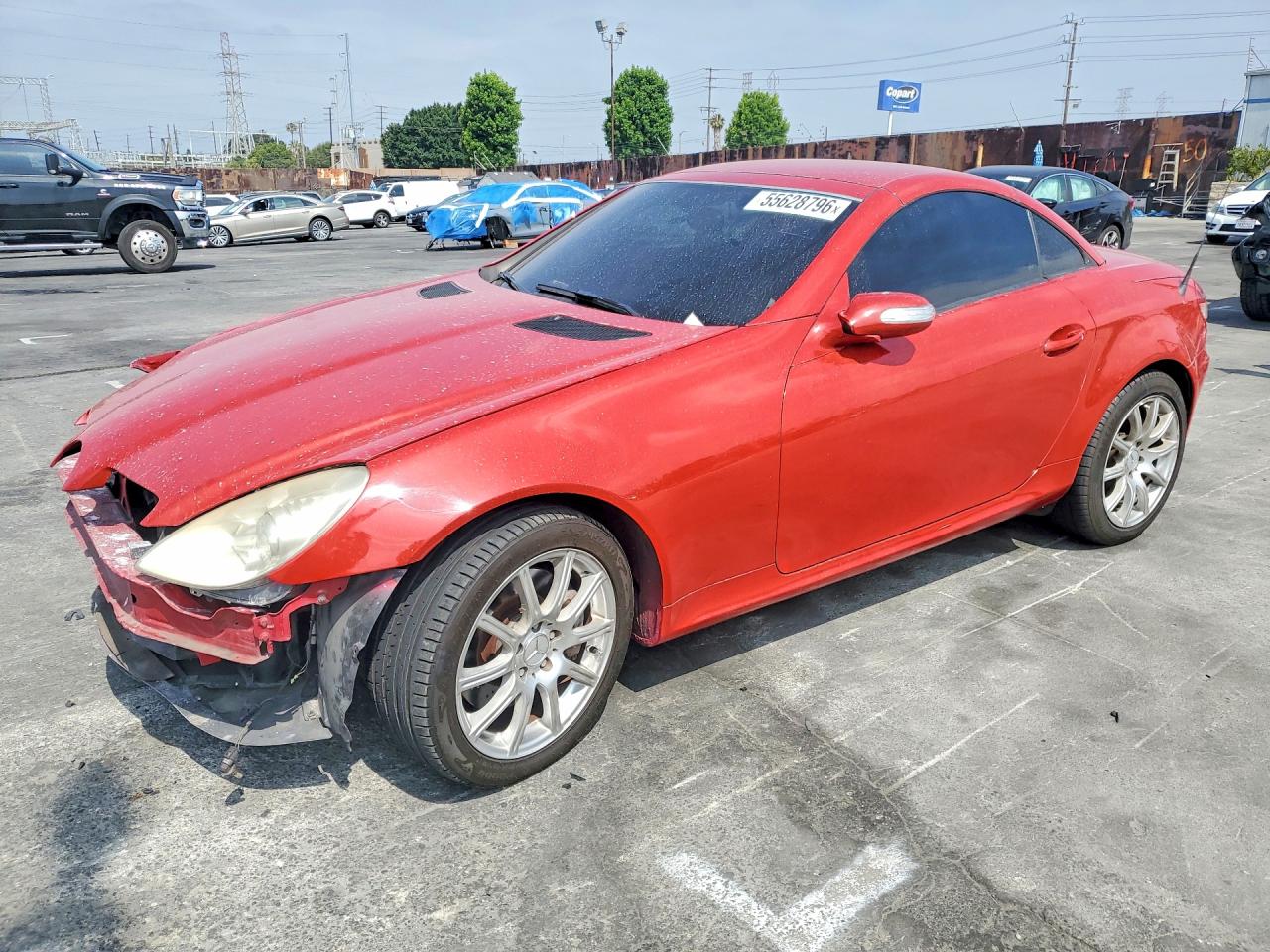 2006 Mercedes-Benz SLK 350, VIN WDBWK56F06F098366 — Front end