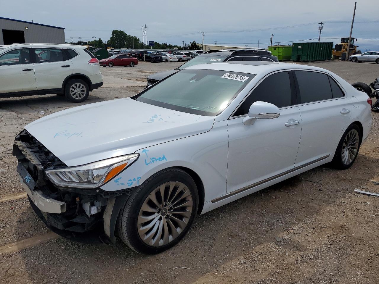 2017 Genesis G90 Premium, VIN KMHG34JA0HU026649 — Front end