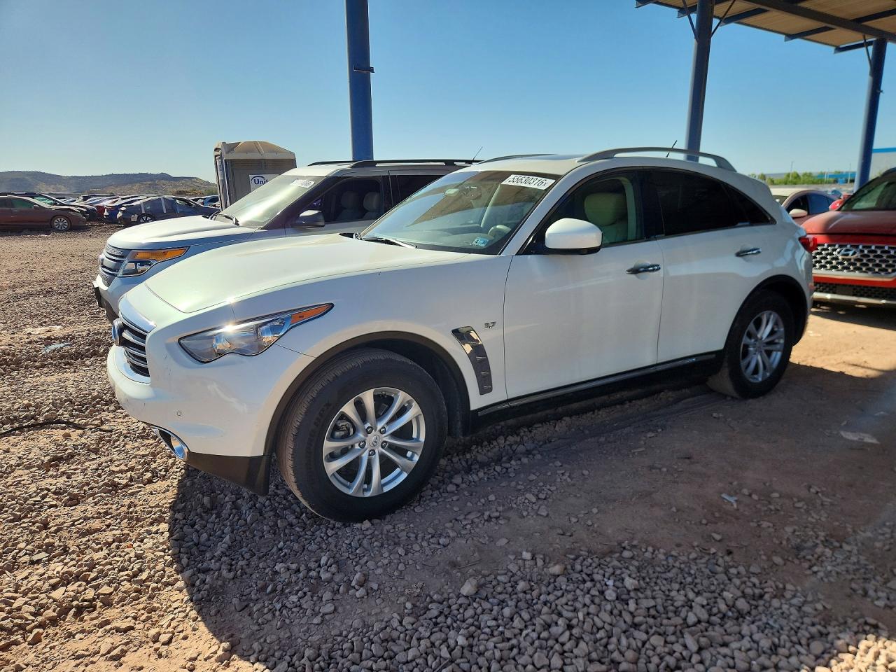 2016 Infiniti QX70, VIN JN8CS1MW7GM750160 — Rear end