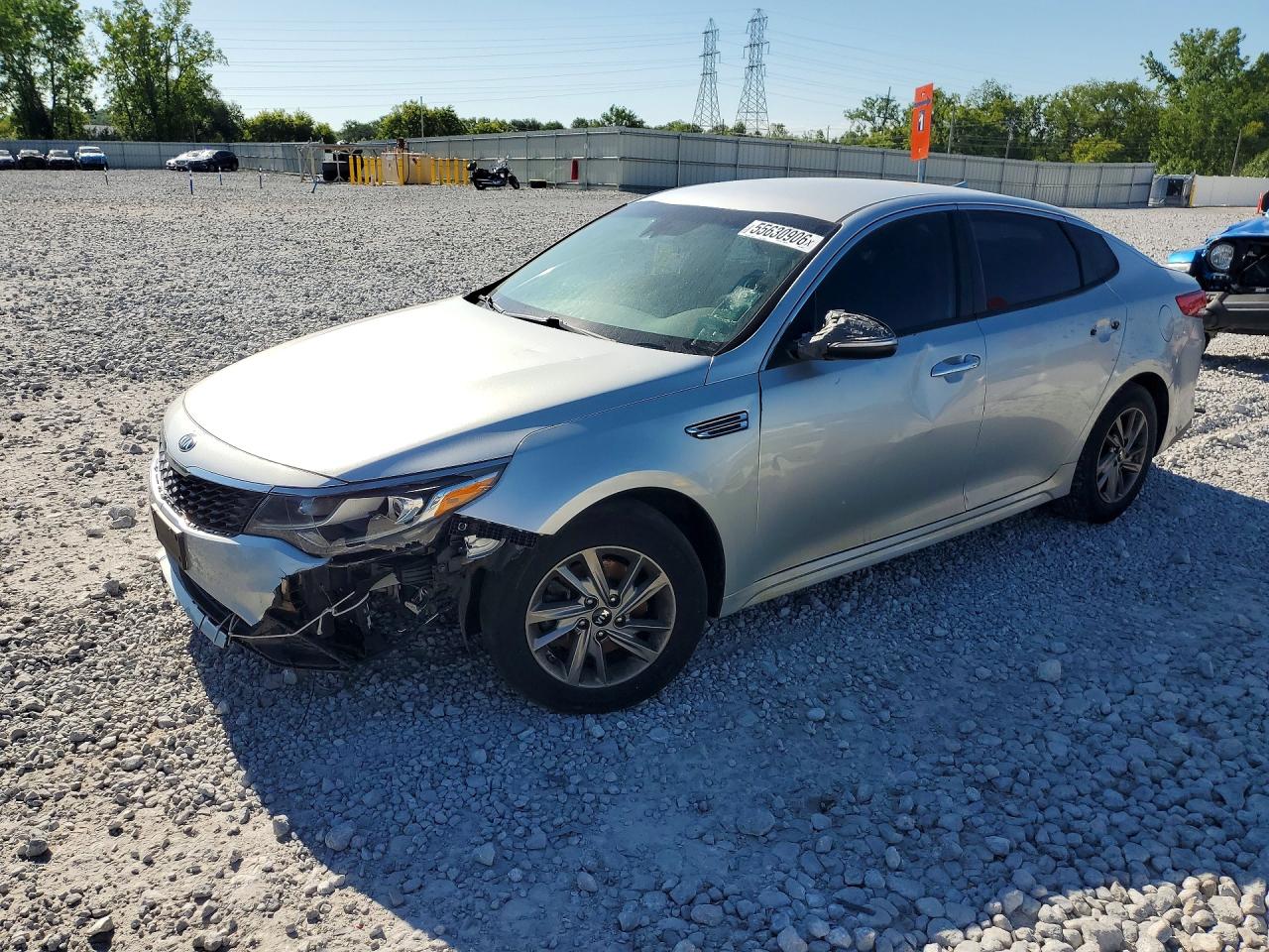 2019 Kia Optima LX, VIN 5XXGT4L37KG340914 — Front end