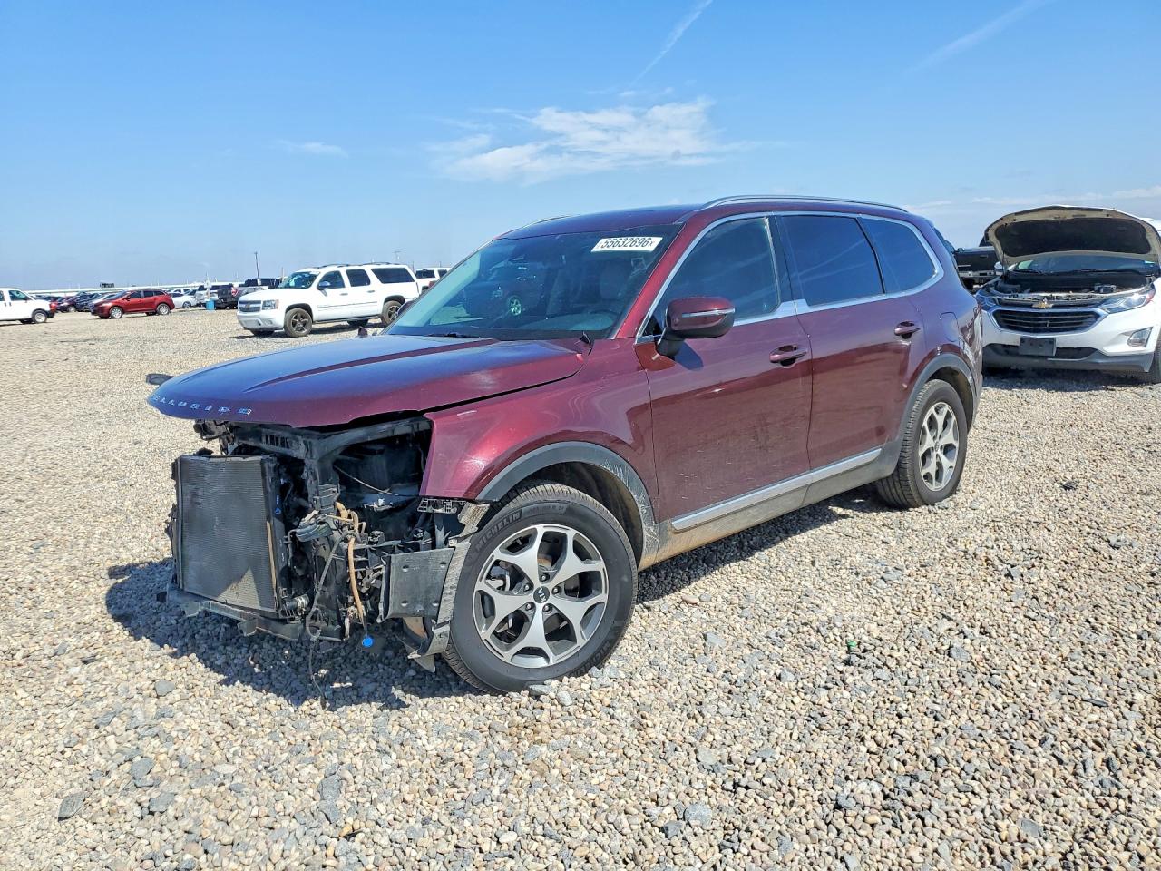 2020 Kia Telluride EX, VIN 5XYP3DHC9LG068193 — Front end