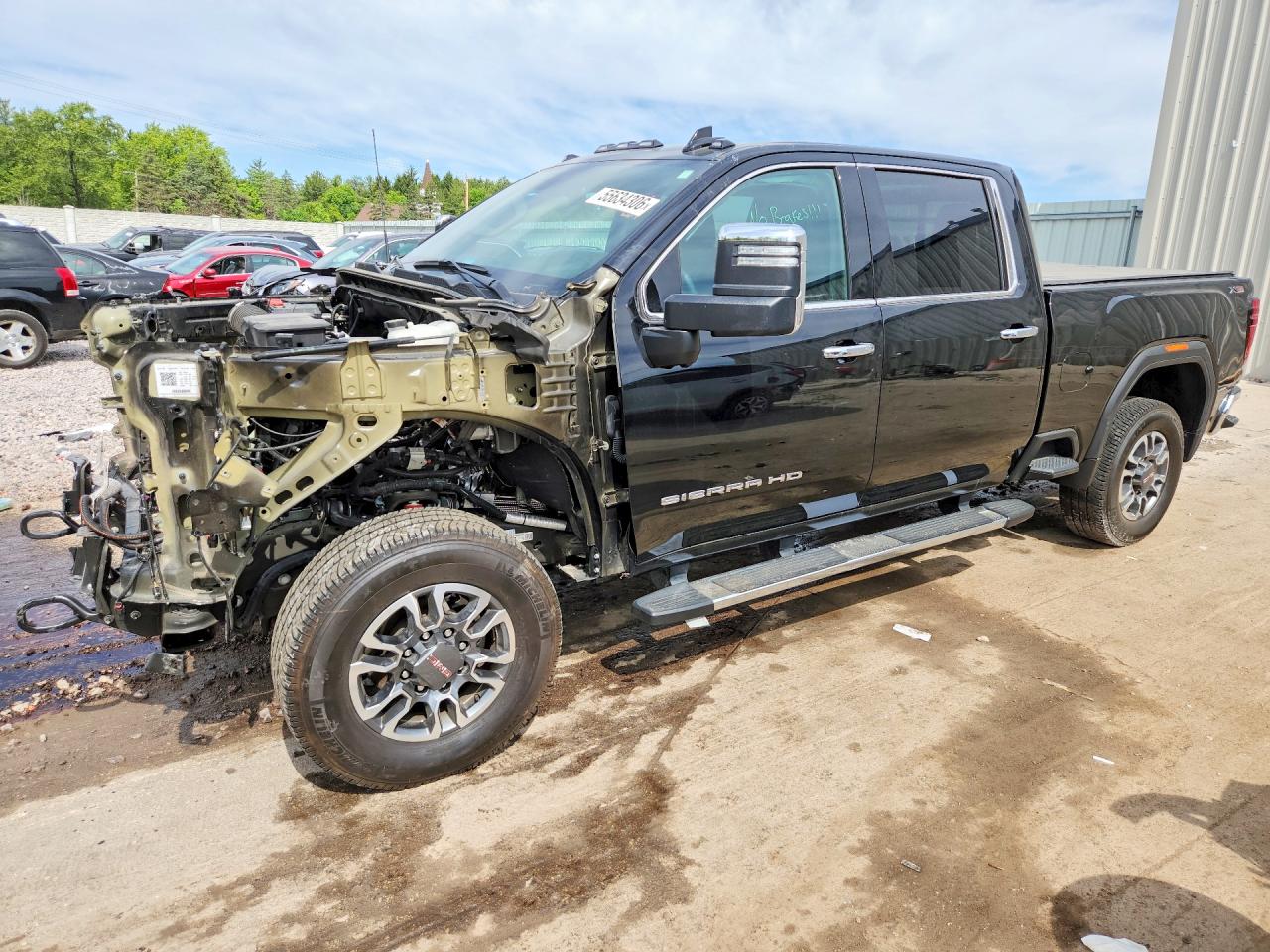 2024 GMC Sierra 2500HD SLT, VIN 1GT49NE70RF445519 — Front end