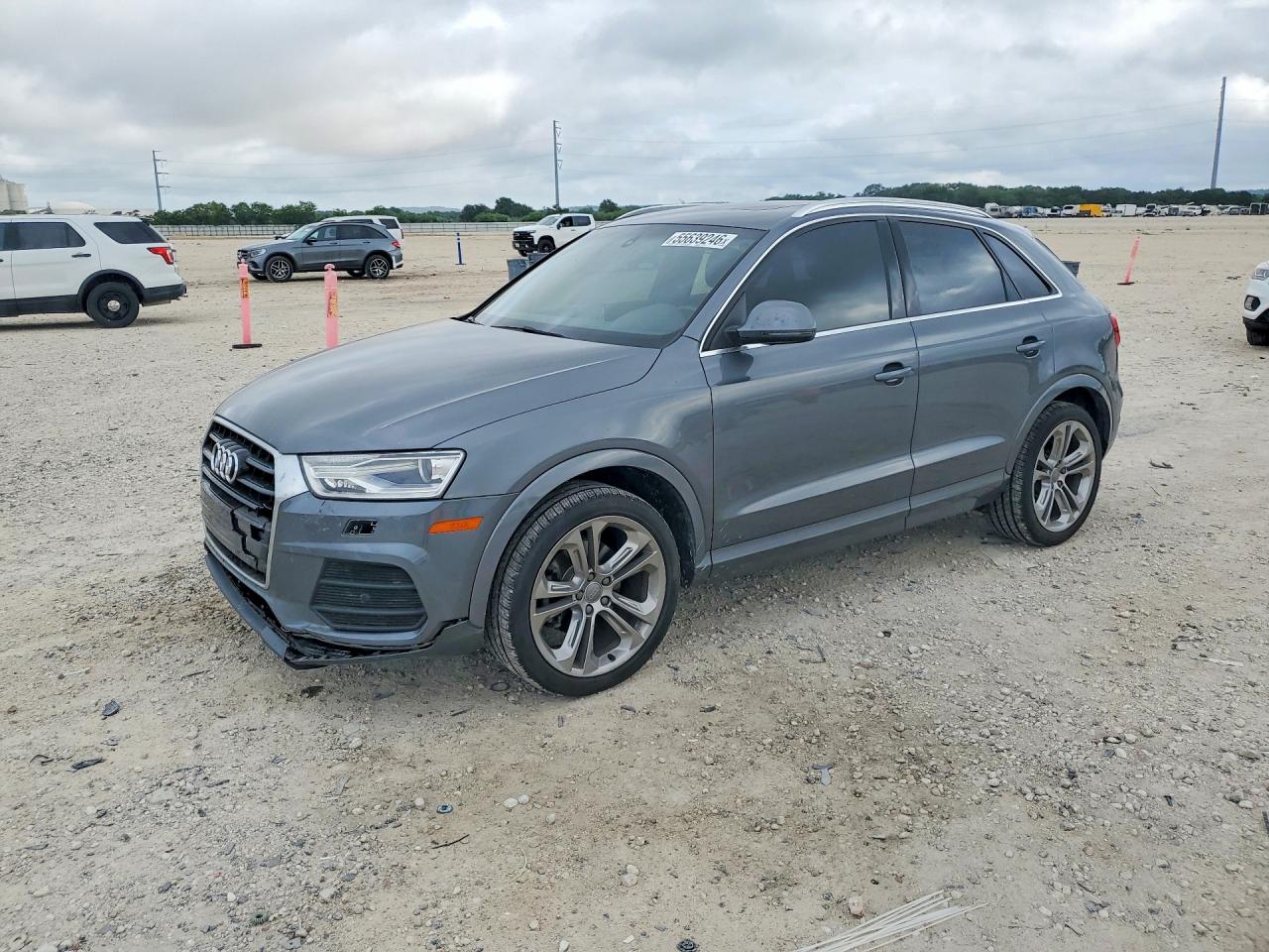2017 Audi Q3 Premium Plus, VIN WA1HCCFS6HR006567 — Front end