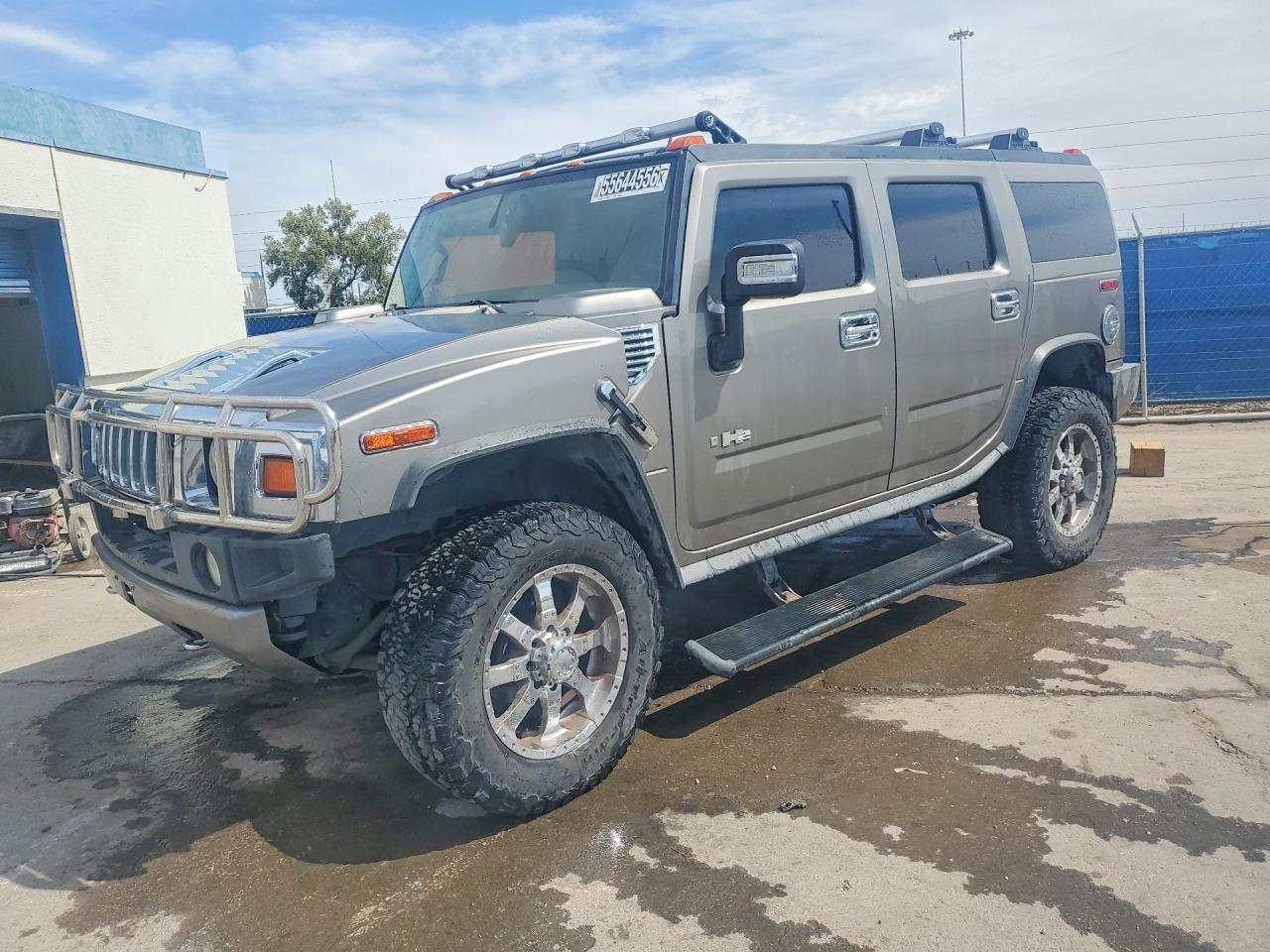 2008 Hummer H2 SUV, VIN 5GRGN23808H108854 — Normal wear