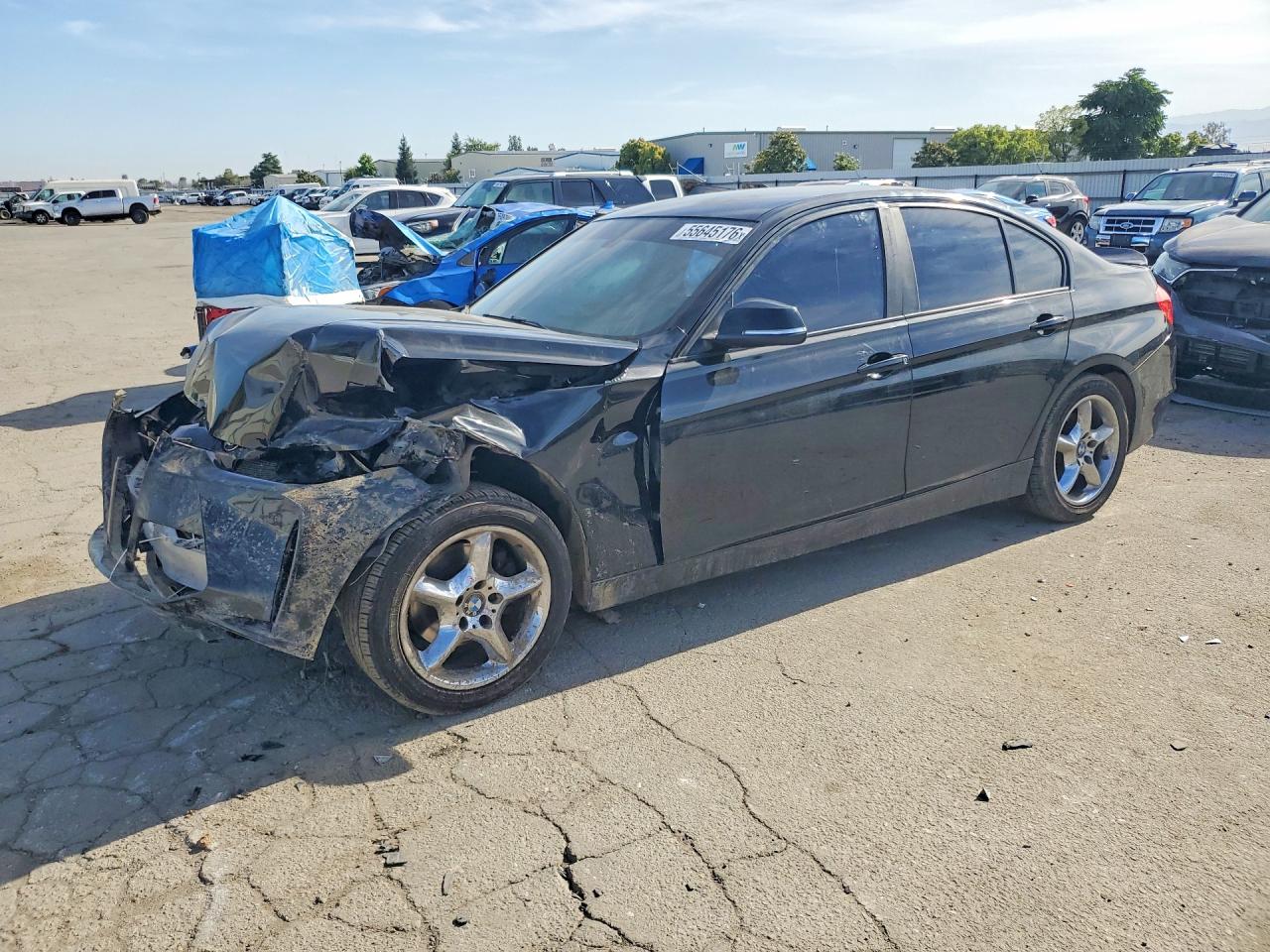 2013 BMW 3 Series 328i, VIN WBA3A5C53DF355064 — Front end