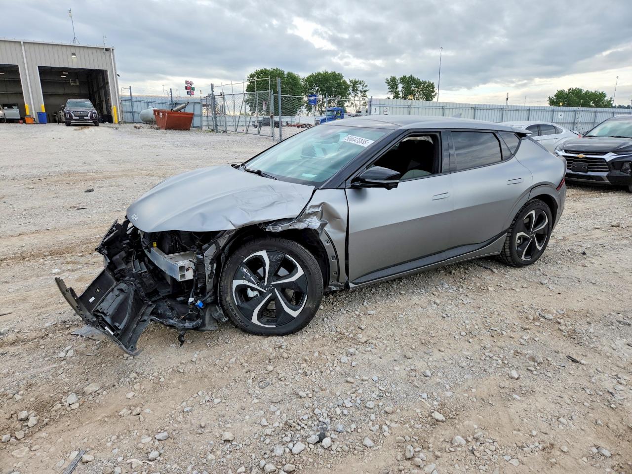 2023 Kia EV6 GT-Line, VIN KNDC4DLC8P5120219 — Front end