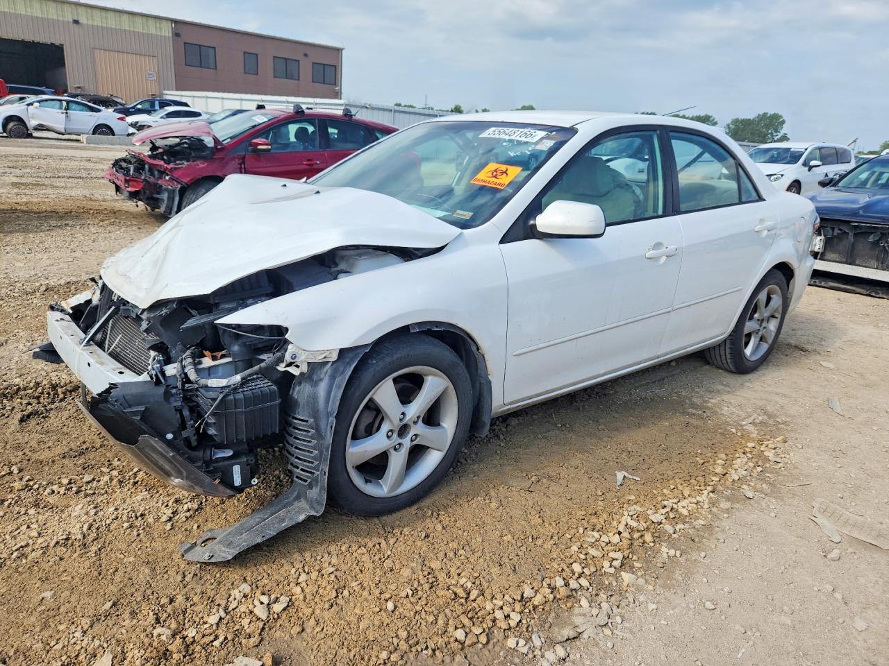 2006 Mazda 6 i, VIN 1YVFP80C865M68448 — Перед