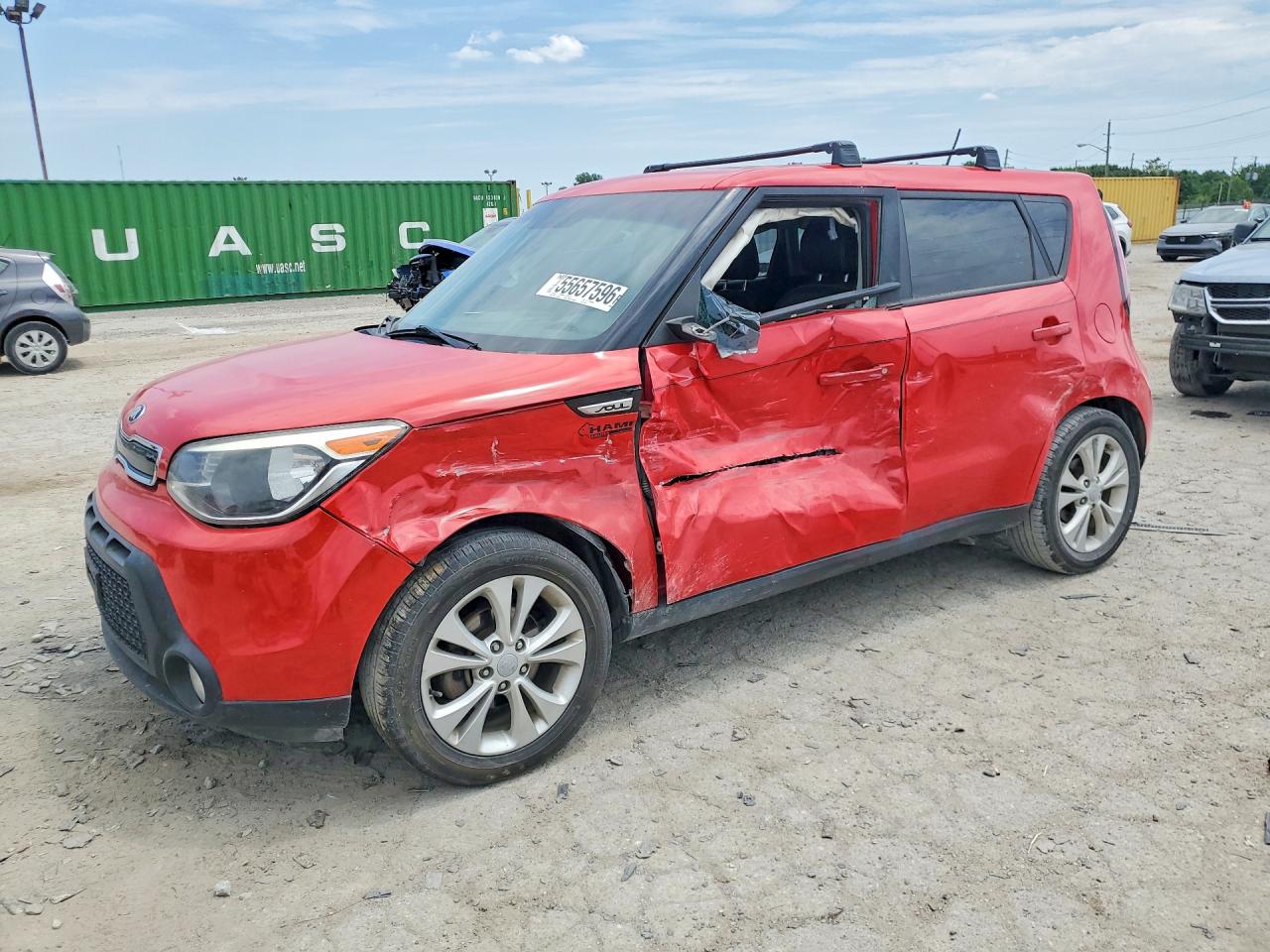 2016 Kia Soul +, VIN KNDJP3A52G7867669 — Side