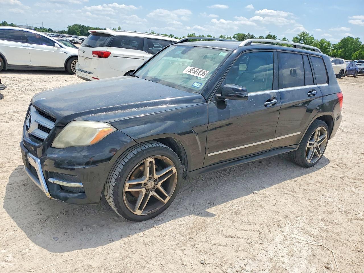 2013 Mercedes-Benz GLK 350, VIN WDCGG5HB2DG008024 — Normal wear