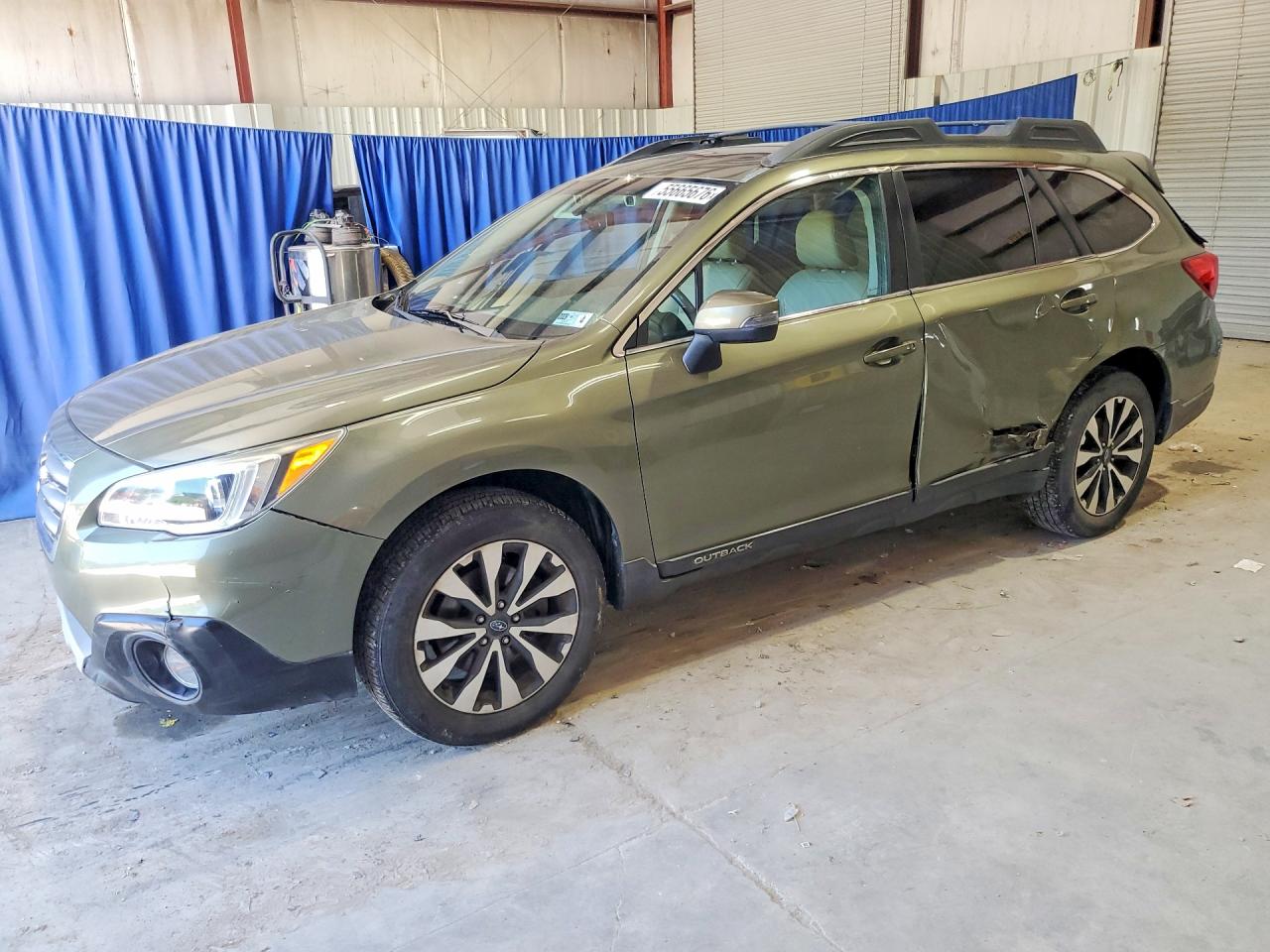 2016 Subaru Outback Limited, VIN 4S4BSANC6G3227628 — Rear end