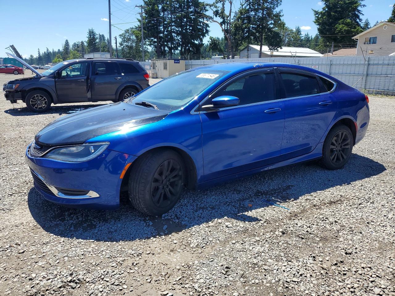 2015 Chrysler 200 Limited, VIN 1C3CCCAB3FN732094 — Front end