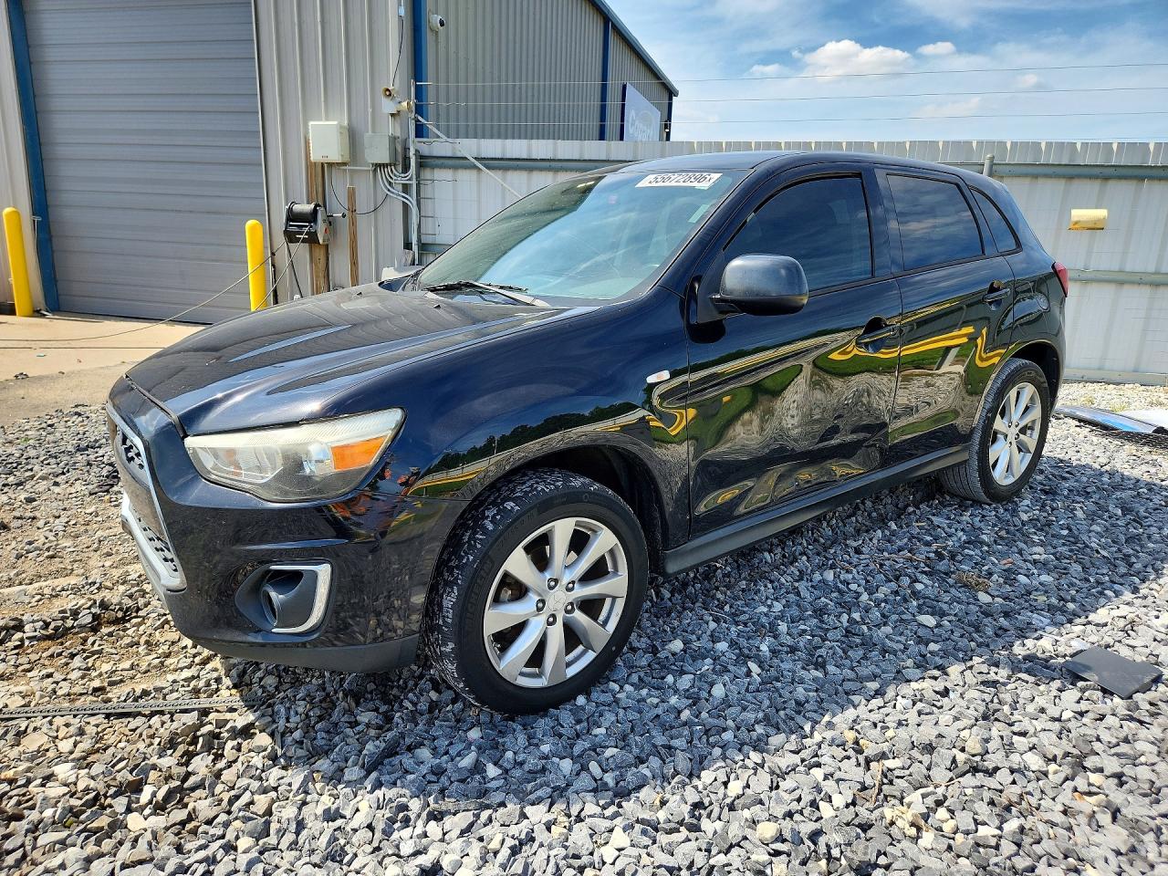 2015 Mitsubishi Outlander ES, VIN 4A4AP3AU5FE044034 — Minor dents and scratches