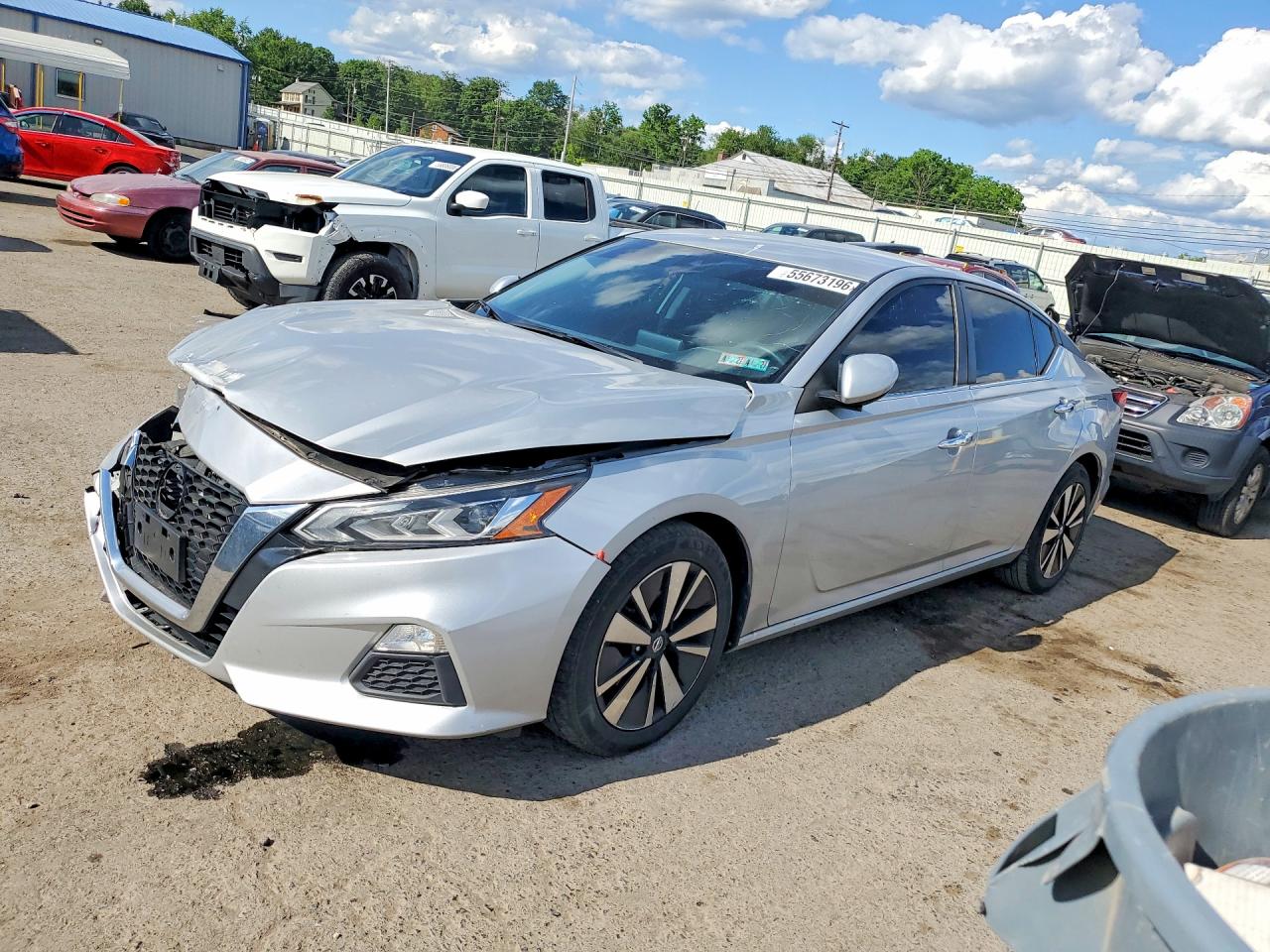 2021 Nissan Altima SV, VIN 1N4BL4DV0MN402998 — Front end