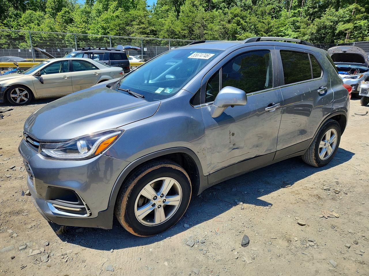2019 Chevrolet Trax LT, VIN KL7CJLSB9KB717608 — Front end