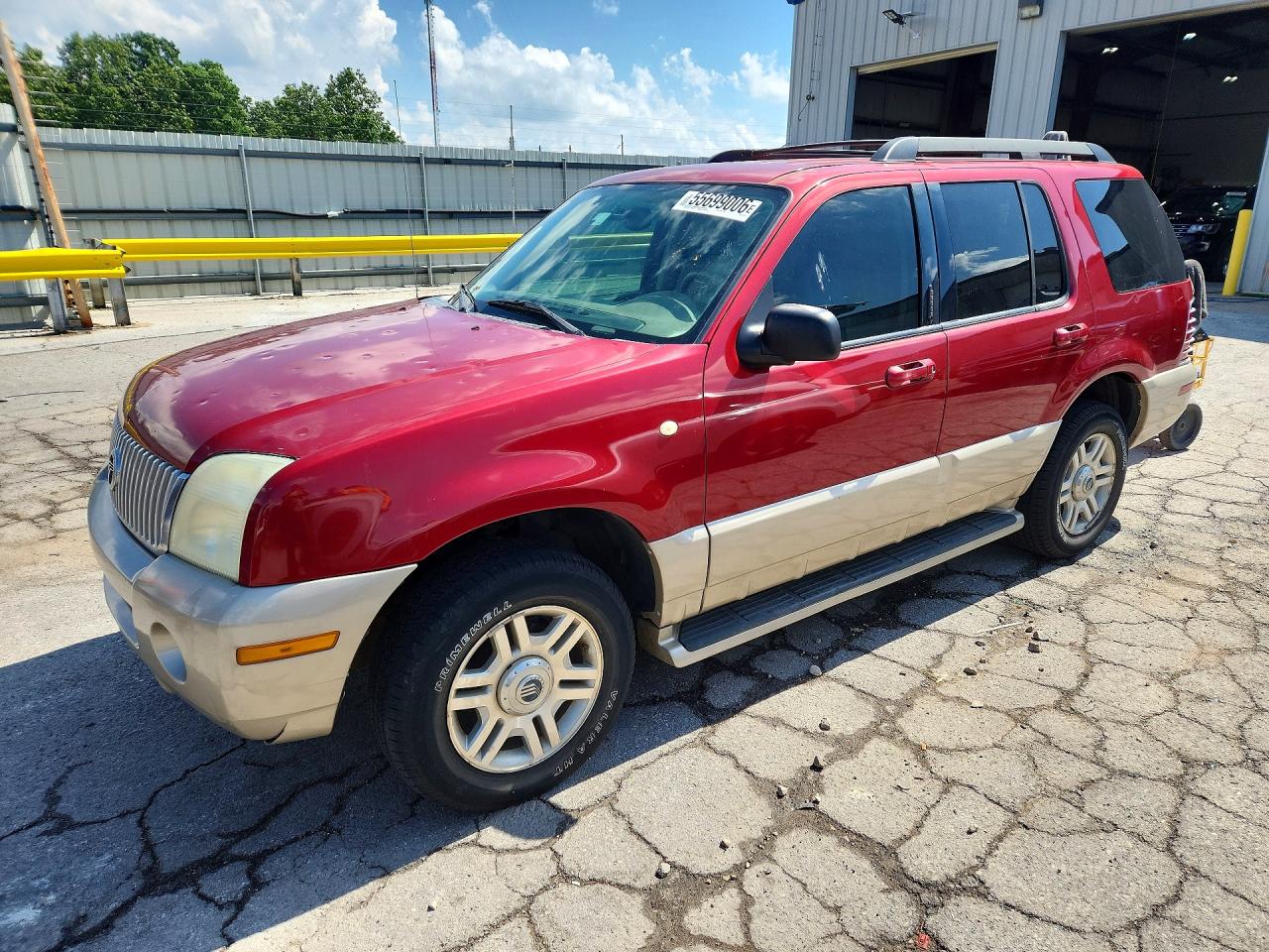 2005 Mercury Mountaineer Convenience, VIN 4M2DU86K15ZJ10162 — Hail
