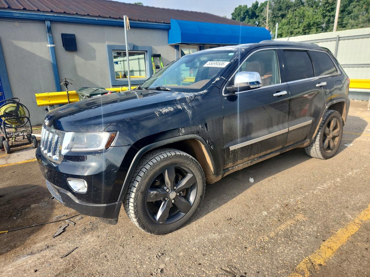 2012 Jeep Grand Cherokee Overland, VIN 1C4RJFCG6CC324332 — Град