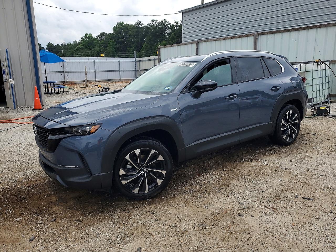2025 Mazda CX-50 Hybrid Premium Plus Package, VIN 7MMVAAEW0SN134437 — Front end