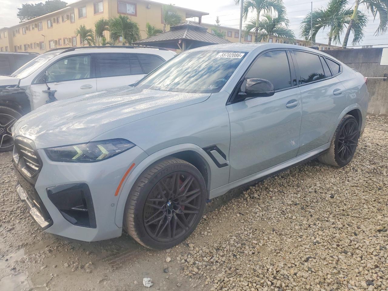 2025 BMW X6 M, VIN 5YM23ET07S9X09846 — Minor dents and scratches