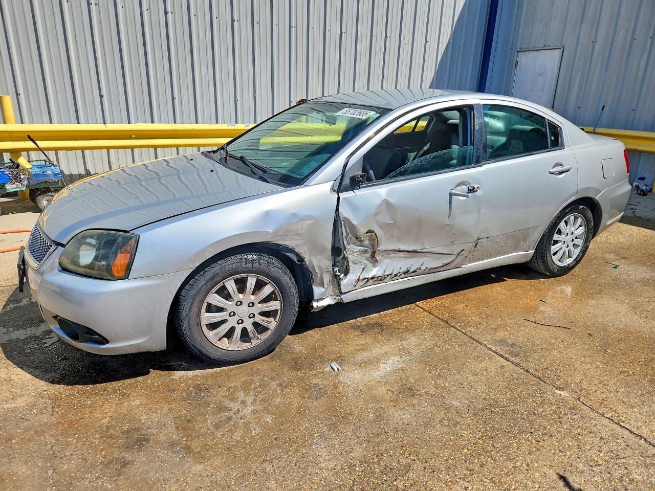 2011 Mitsubishi Galant FE, VIN 4A32B2FF8BE018713 — Side