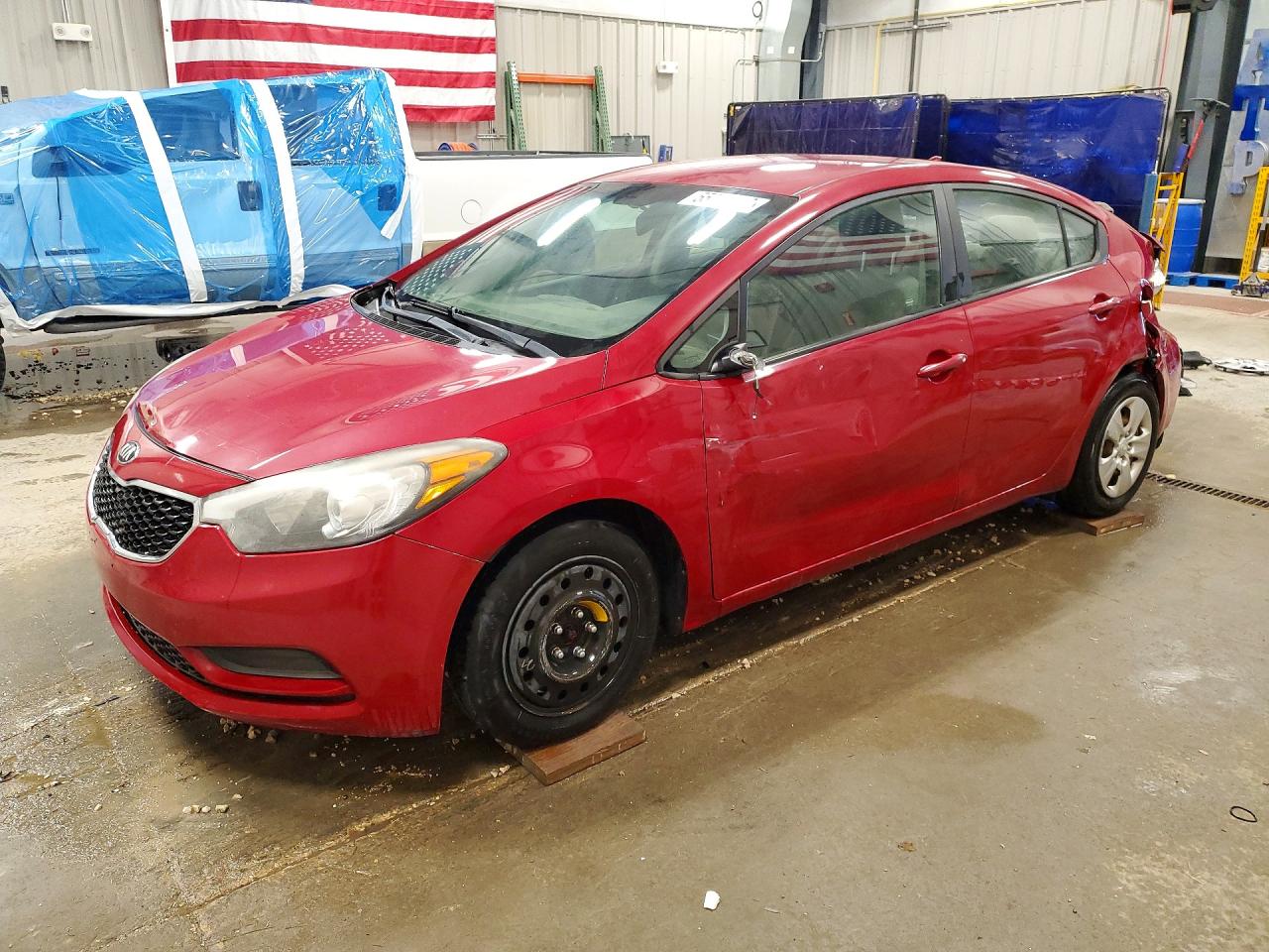 2015 Kia Forte LX, VIN KNAFX4A63F5416665 — Rear end