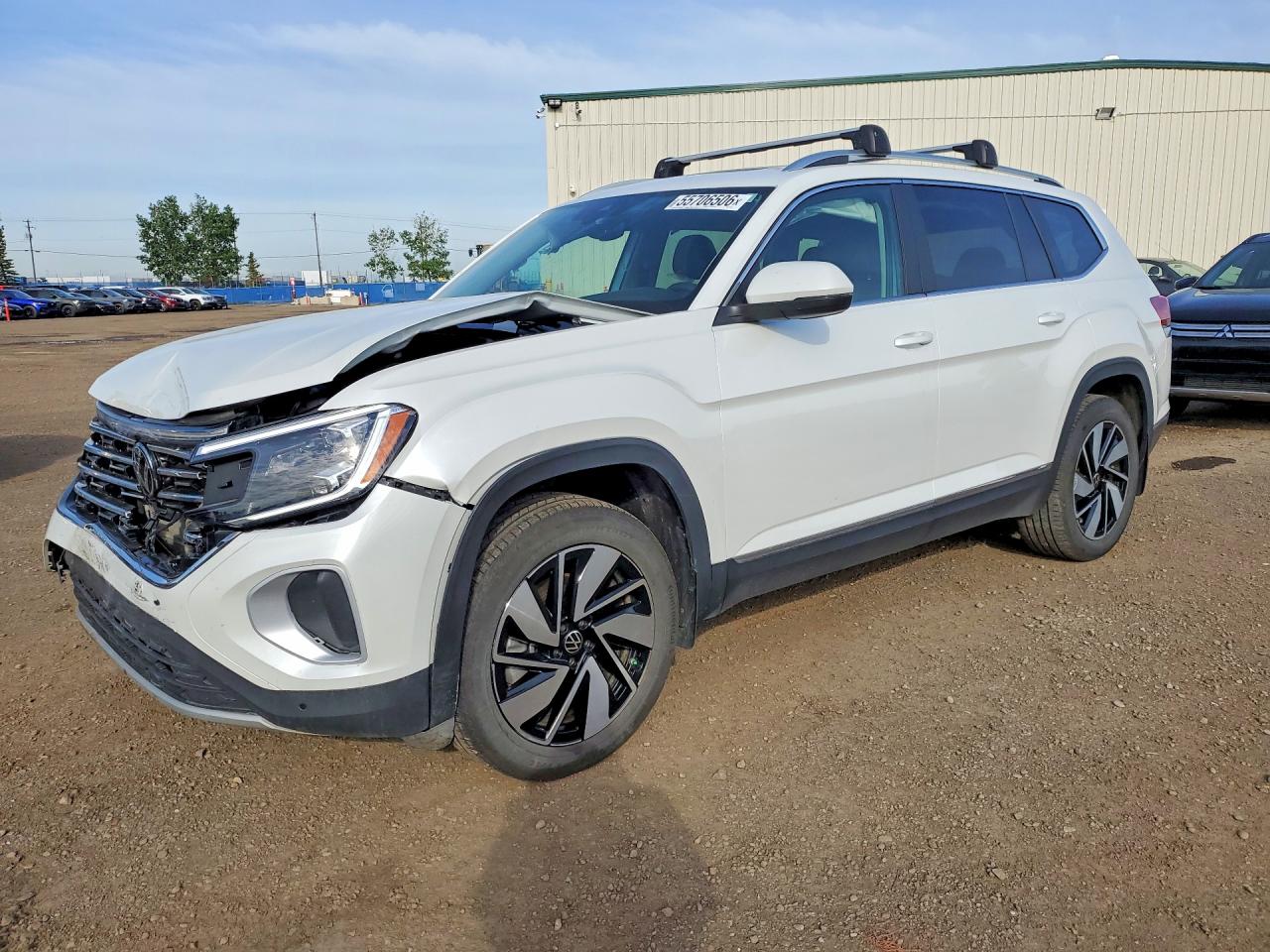 2024 Volkswagen Atlas SEL, VIN 1V2BR2CA6RC554572 — Front end