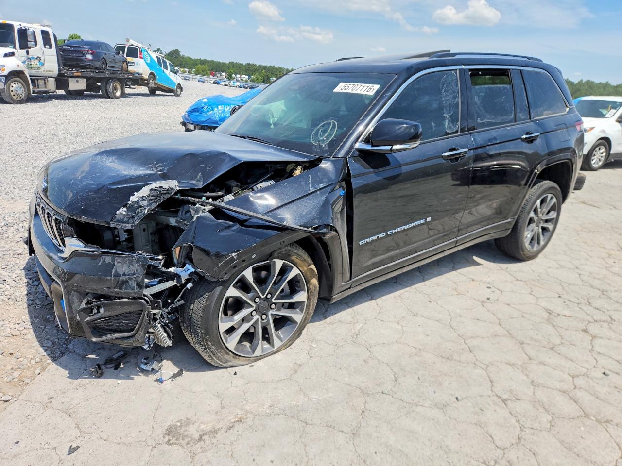2023 Jeep Grand Cherokee Overland, VIN 1C4RJYD67P8775201 — Side