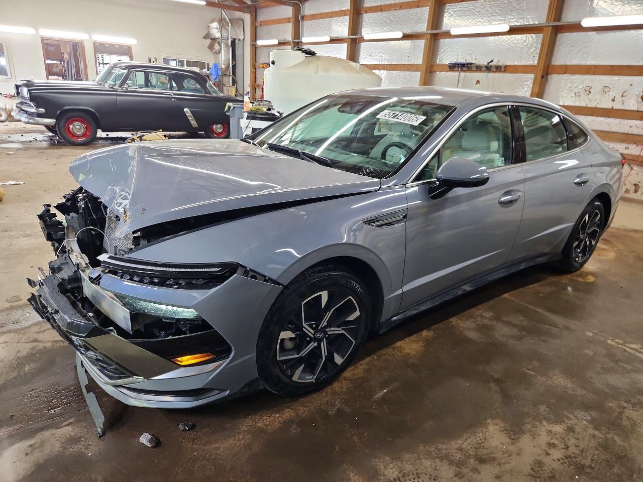 2025 Hyundai Sonata SEL, VIN KMHL64JA6SA471508 — Front end
