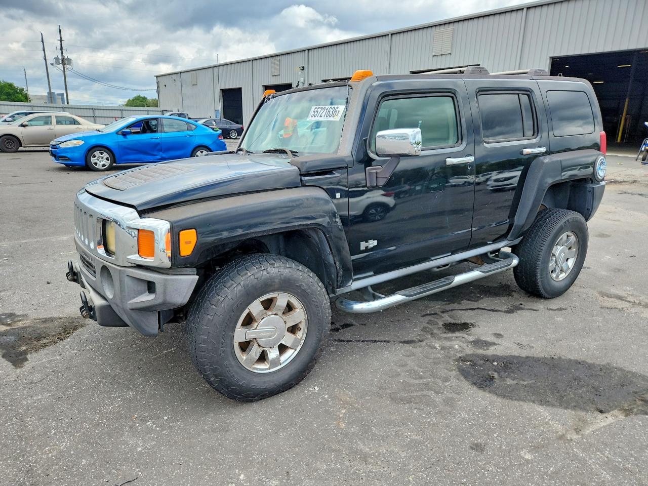 2006 Hummer H3, VIN 5GTDN136368237657 — Front end