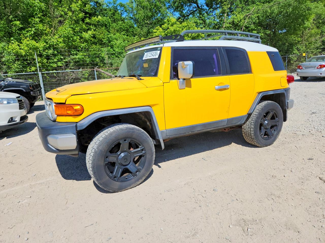 2007 Toyota FJ Cruiser, VIN JTEBU11F370019556 — Механическое
